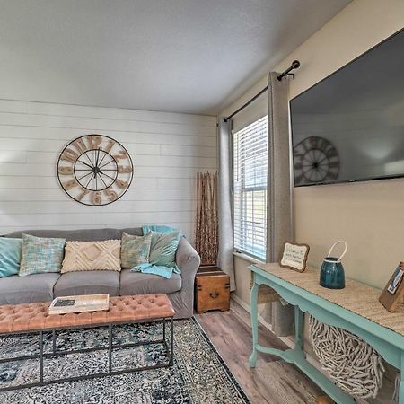 Centrally Located Branson Condo With Pool And Marina! Dış mekan fotoğraf